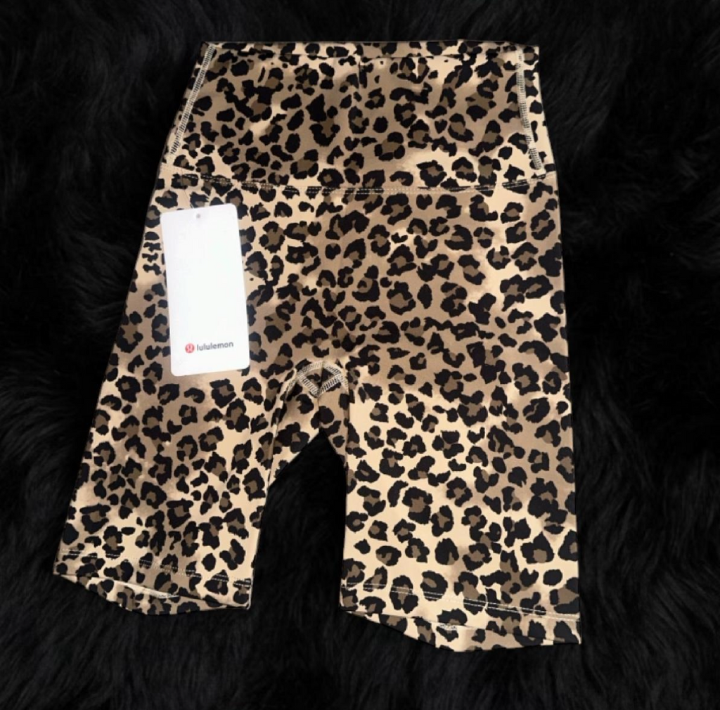 LEOPARD DEFINE SHORTS ONLY