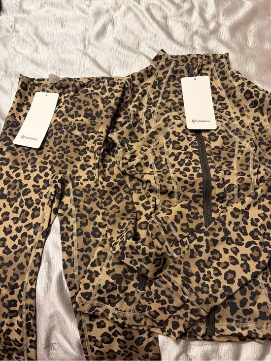 DEFINE SET  - LEOPARD LEGGINGS